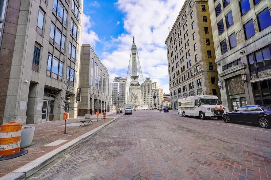 Building Photo - 50 N Illinois St