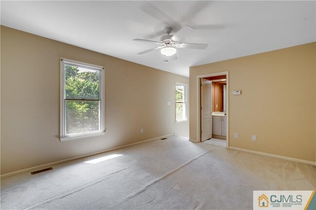 Building Photo - 35 Old Mill Rd