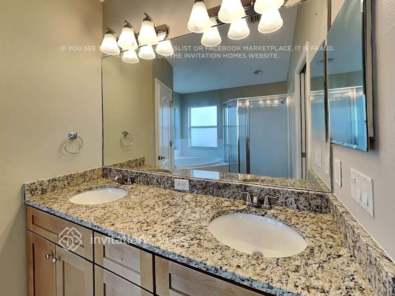 Building Photo - 2335 Roanoke Springs Dr