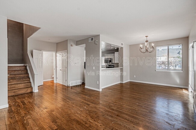 Building Photo - 1099 S Walden Way
