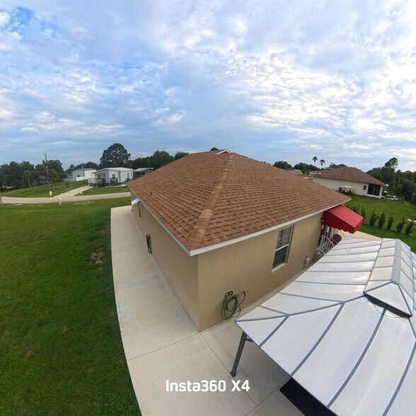 Building Photo - 25283 Canterbury Dr
