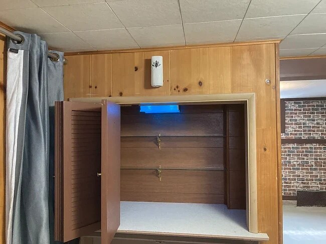 Building Photo - 7737 15th Ave NW