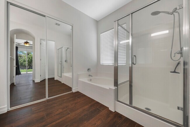 Building Photo - 79736 Castille Dr
