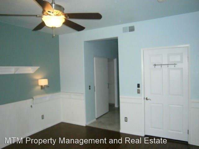 Building Photo - 2 br, 2 bath House - 3231 Dehesa Rd #35