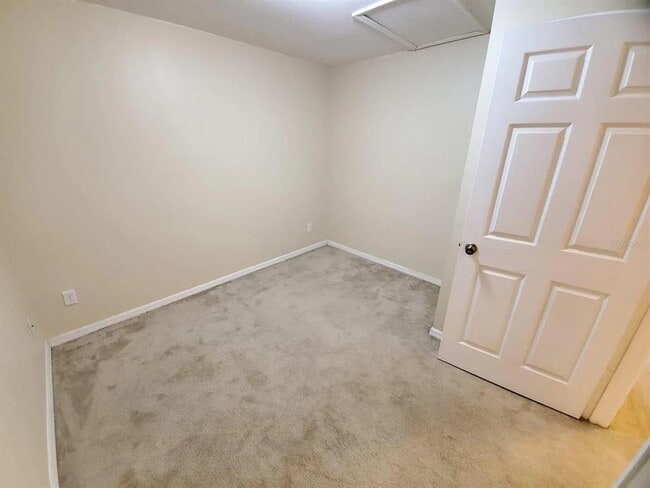 Building Photo - 6037 Scotchwood Glen