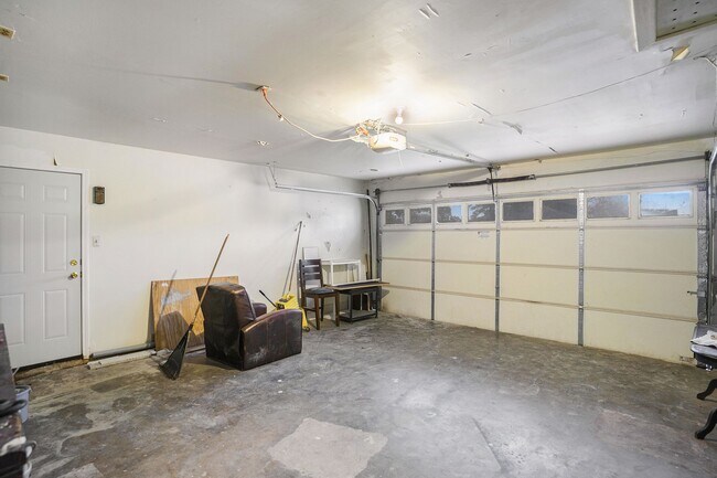 Building Photo - 17306 Fife Ln