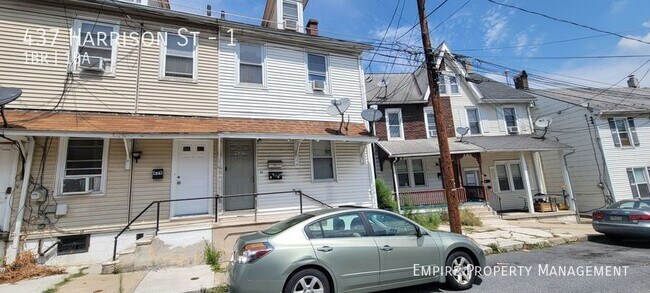 Building Photo - 437 Harrison St