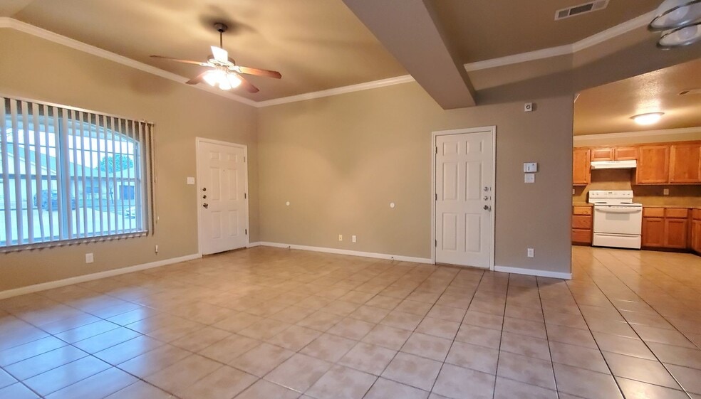 Building Photo - 1306 Powder River Dr