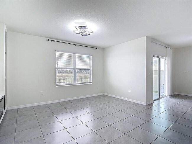 Building Photo - 2682 Common Fig Run