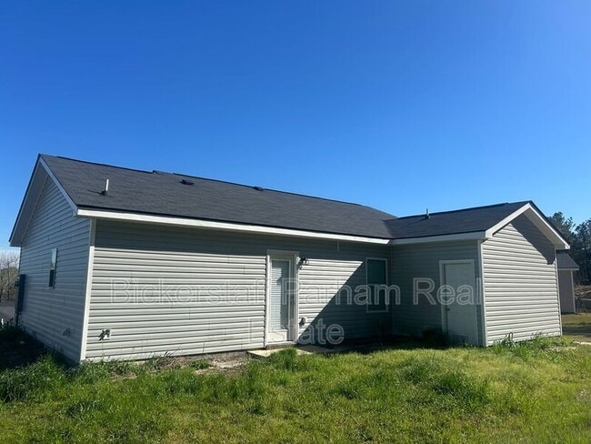 Building Photo - 6379 Sandy Bottom Dr