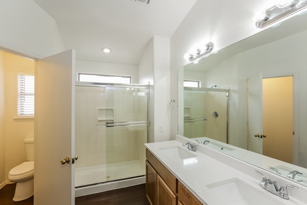 Building Photo - 4513 N 88th Ave
