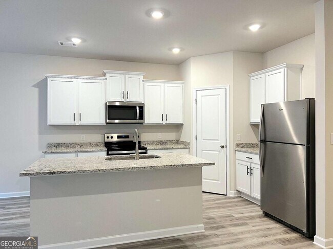 Building Photo - 4113 Oakwood Ter Ct