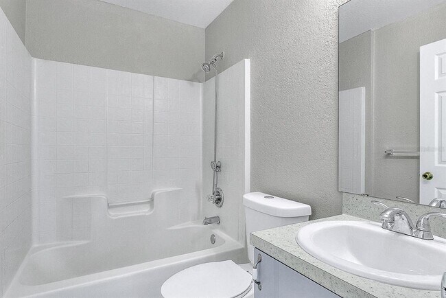 Building Photo - 656 Linnet Ct