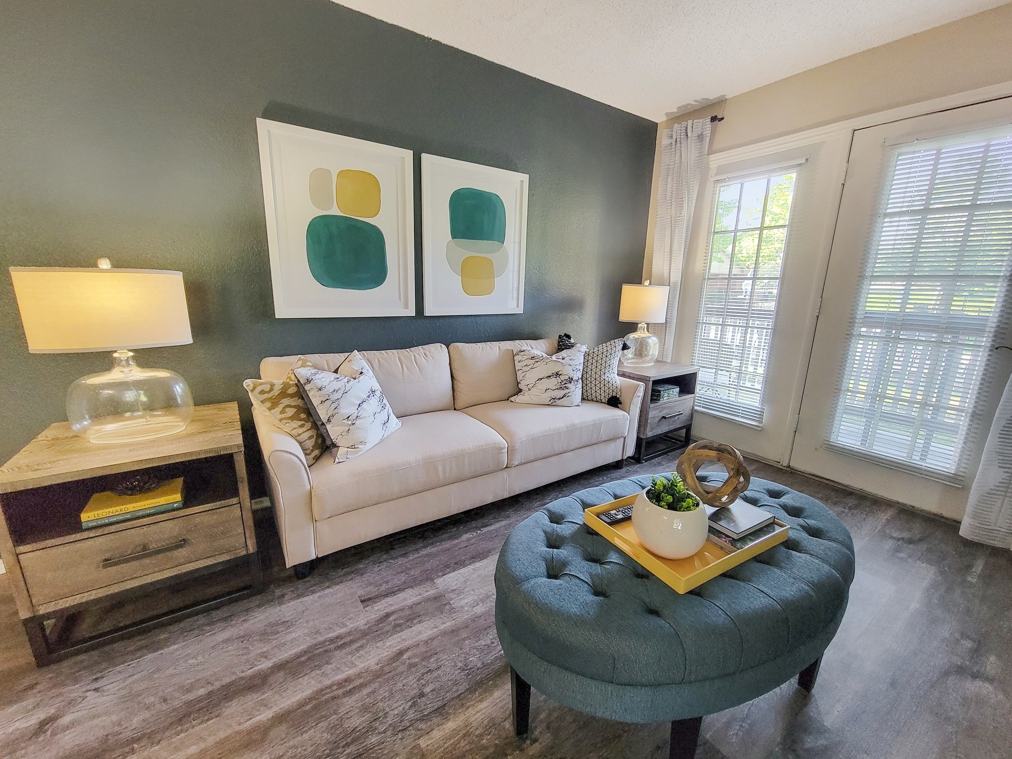 Building Photo - Club at North Hills Apartment Homes