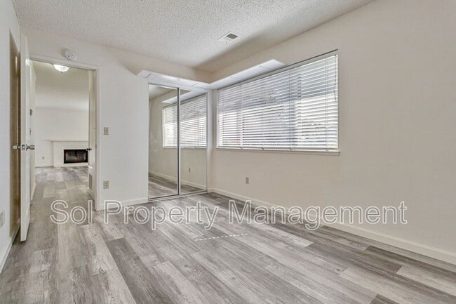Building Photo - 4450 Starboard Ct