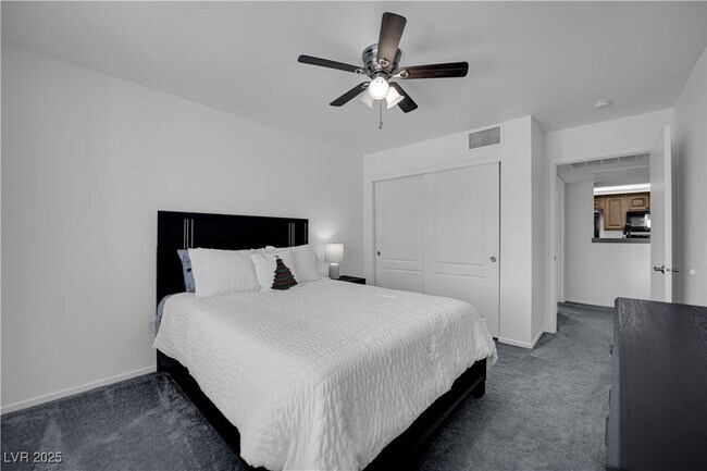 Building Photo - 1909 Mountain Hills Ct