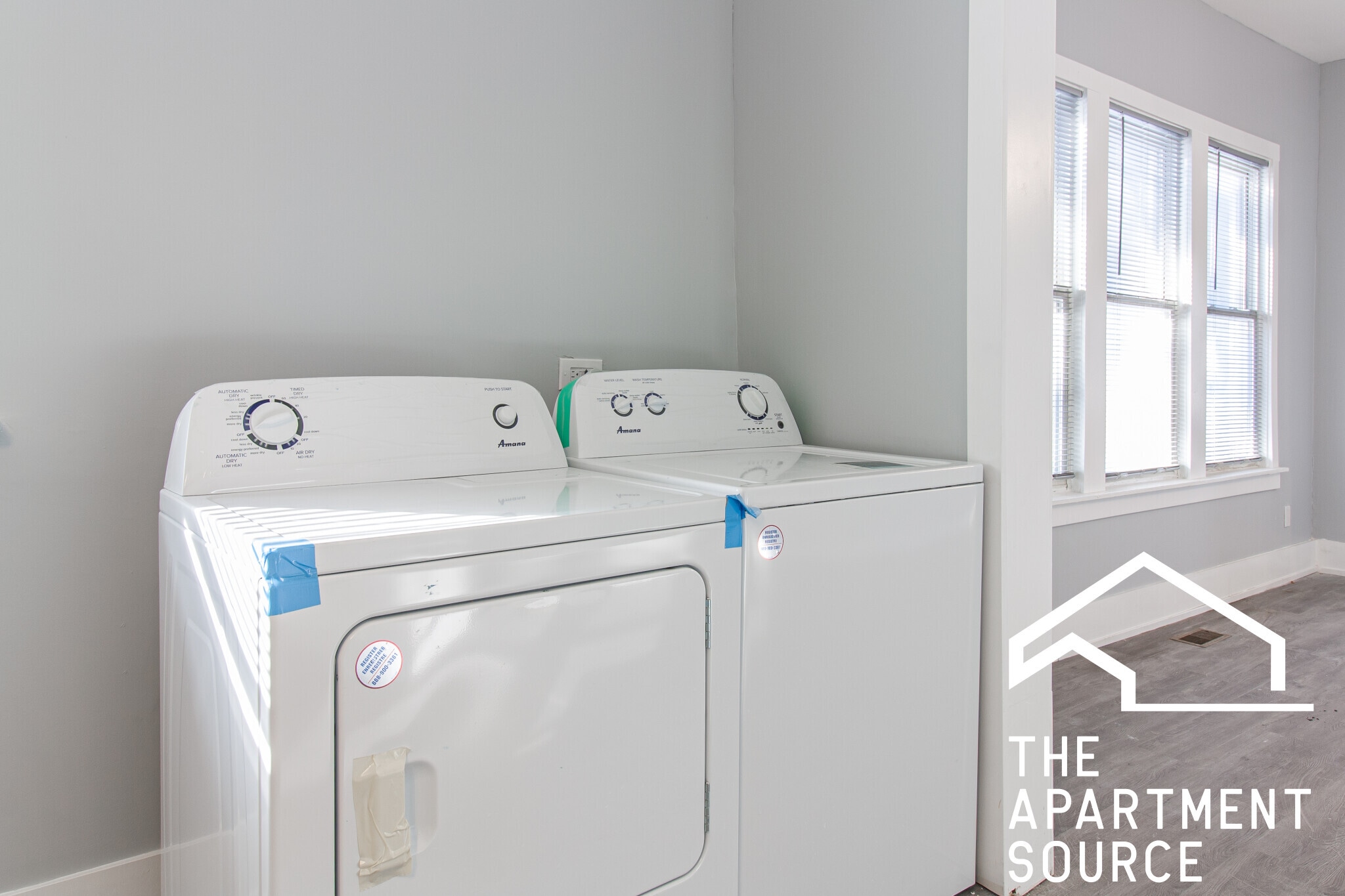 Building Photo - 2659 W Homer St