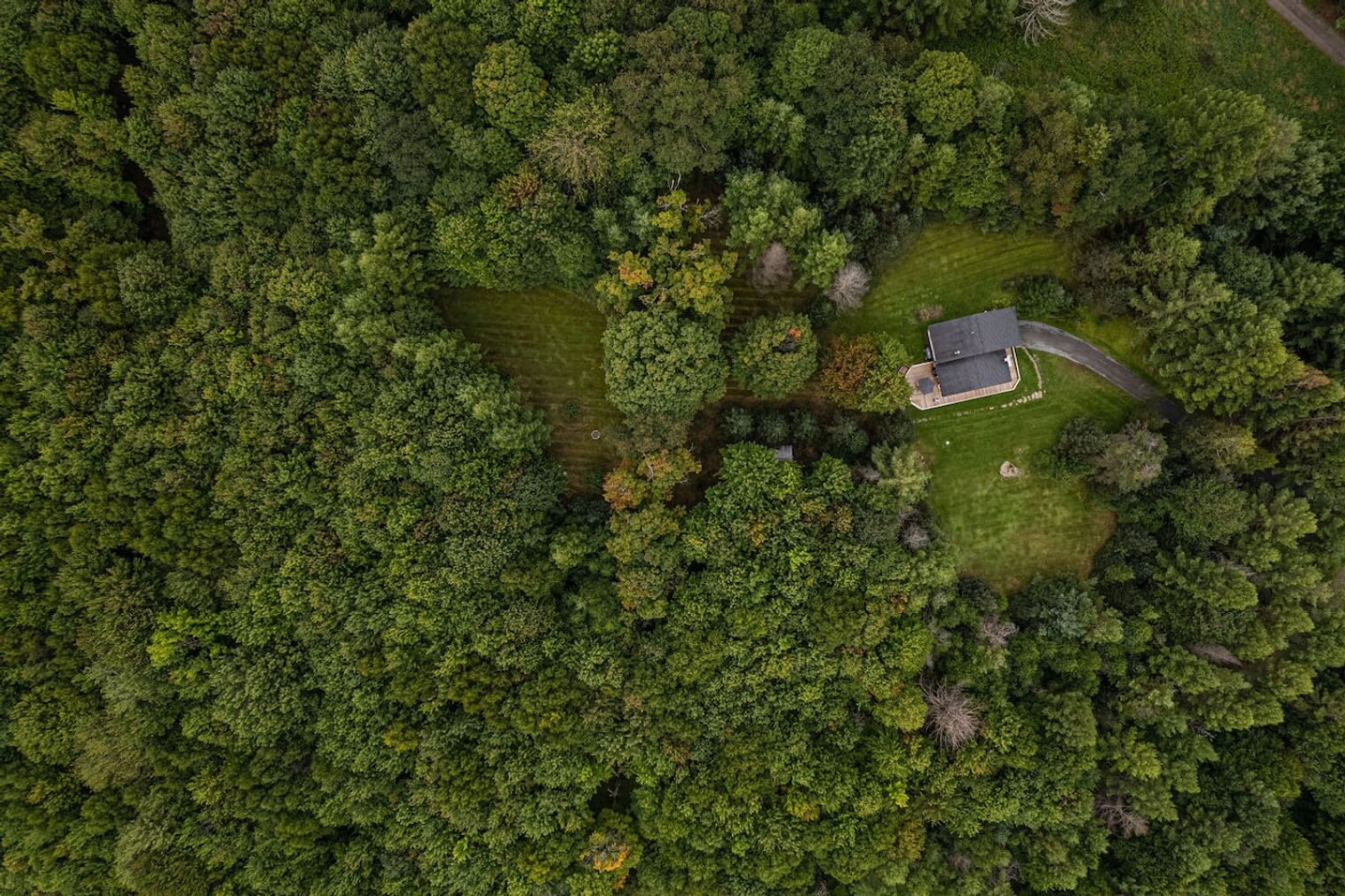 Building Photo - 6 Campbell Estates Rd