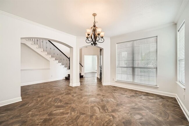 Building Photo - 9812 Whitley Bay Dr