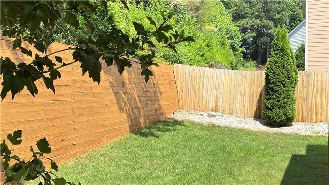 Building Photo - 2855 Stonehenge Ct