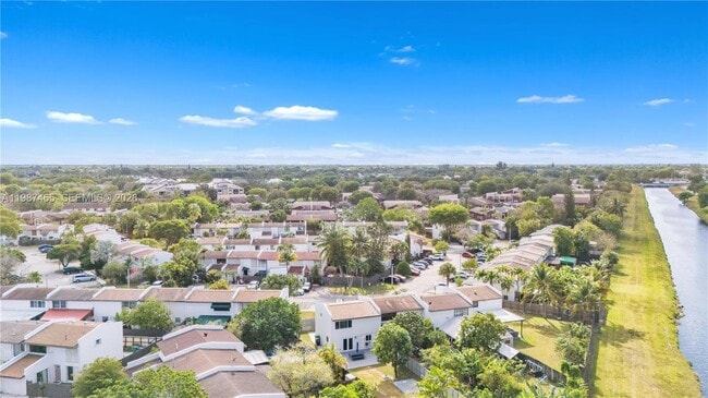 Building Photo - 6505 SW 113th Pl