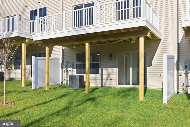 Building Photo - 1017 Venifena Terrace SE