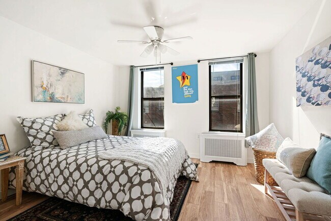 Building Photo - 629 Sears St