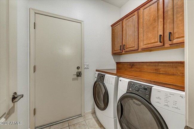 Building Photo - 18605 N 90th Way