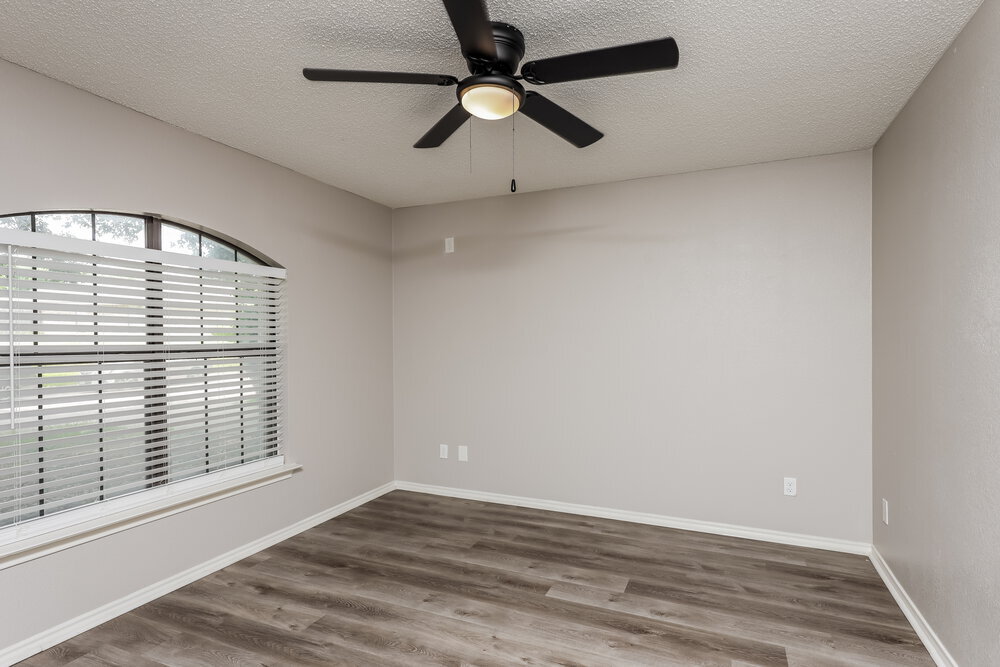 Building Photo - 608 Wisterglen Dr