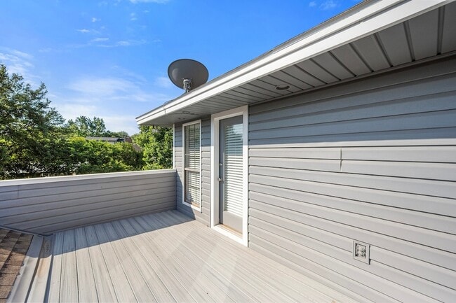 Building Photo - 4351 Bullfinch Ct