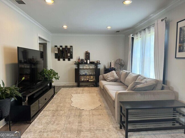 Building Photo - 4229 Weaver St SE