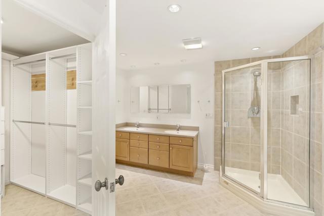 Building Photo - 219 Via Osuna