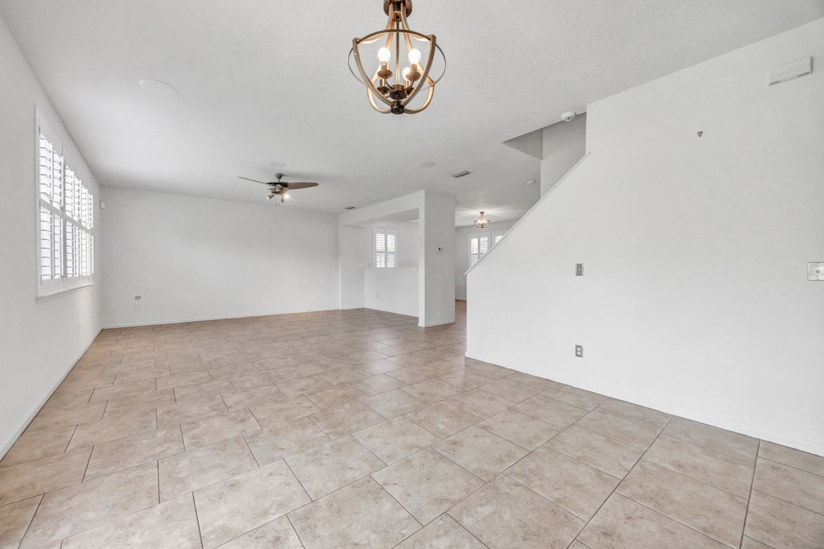 Building Photo - 1457 Heather Ct