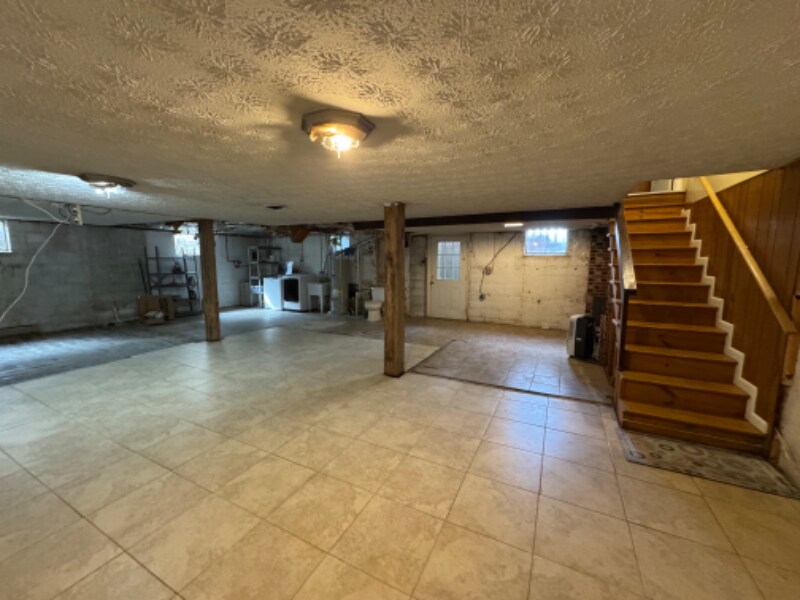 Building Photo - 105 West St