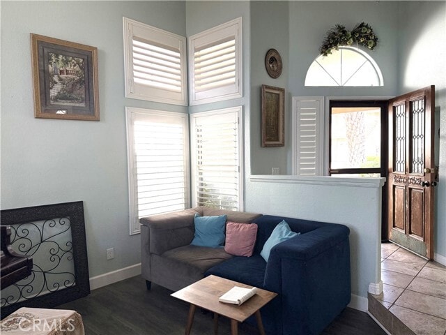 Building Photo - 10237 Kernwood Ct