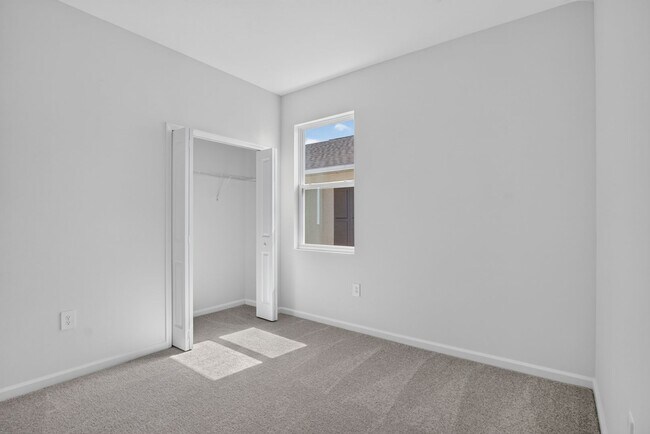 Building Photo - 3216 Alpine Wy