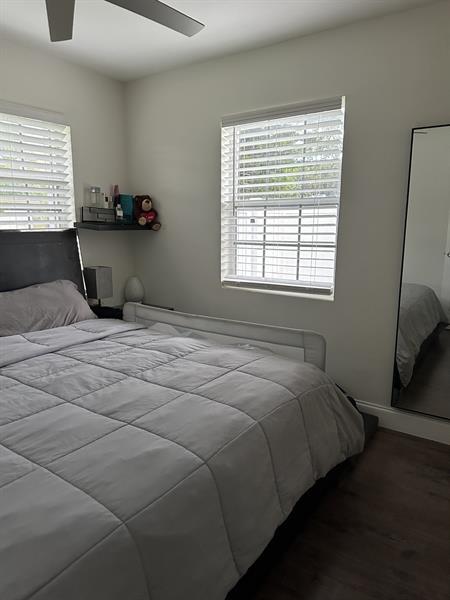 Building Photo - 6104 Cresthaven Ct