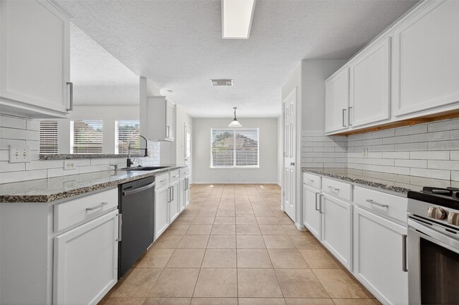 Building Photo - 5411 Losoya Ct