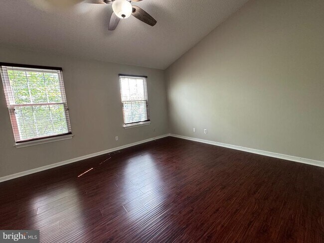 Building Photo - 8141 Bayonet Way