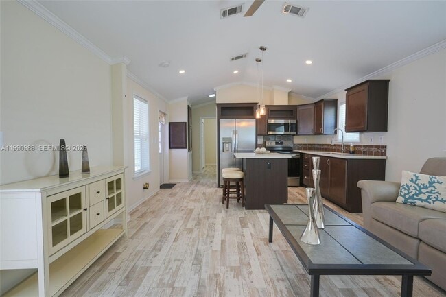 Building Photo - 112 Tweedy Pie Terrace