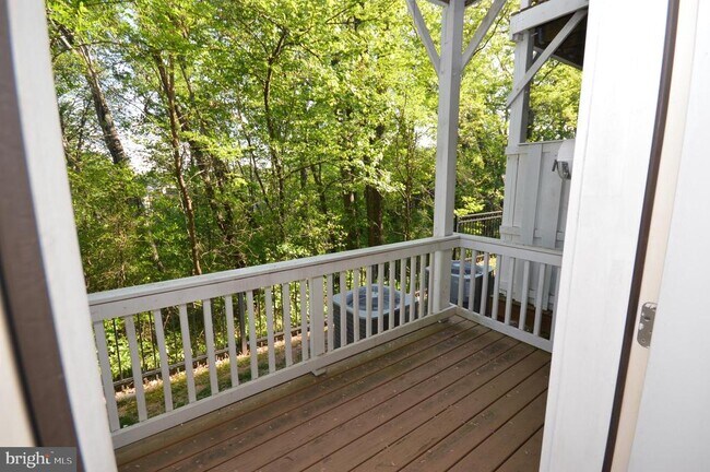 Building Photo - 1571 Renate Dr