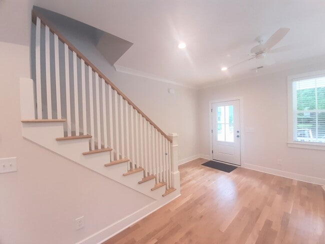 Building Photo - Beautiful 3 Bedroom, 3 Bathroom New Constr...