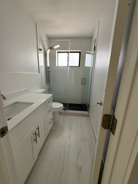 Building Photo - 7142 SW 22nd St