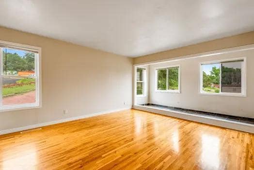 Building Photo - 703 Orion Dr