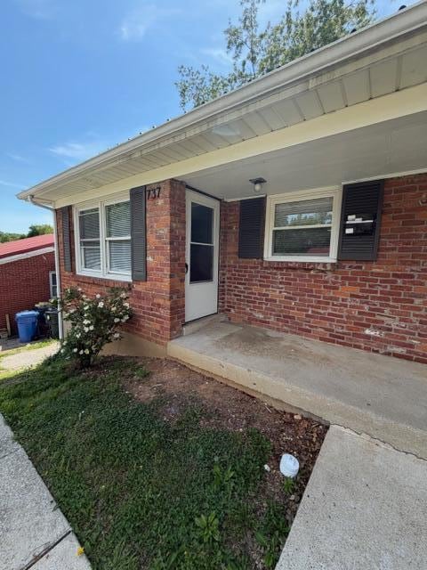 Building Photo - 737 Terrace View Dr