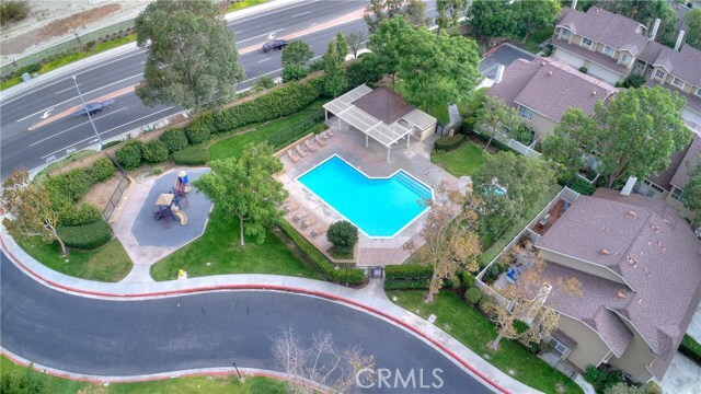 Building Photo - 26222 Fern Glen