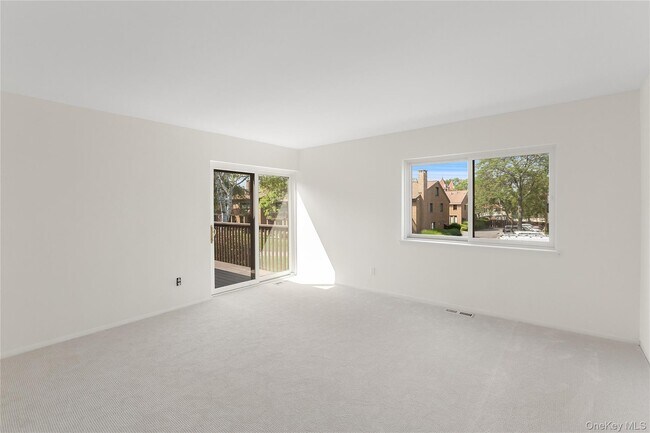 Building Photo - 55 Waters Edge