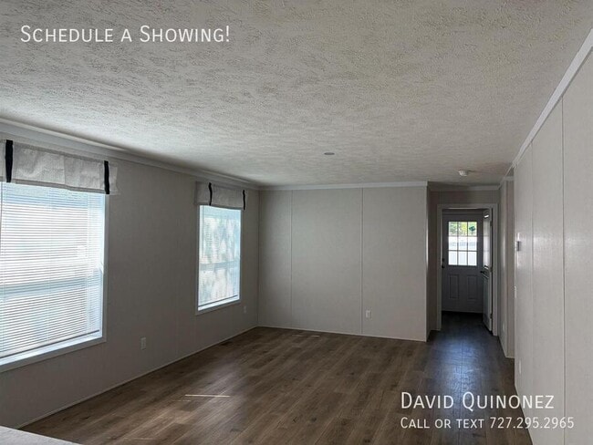 Building Photo - 107 Dayflower Cir