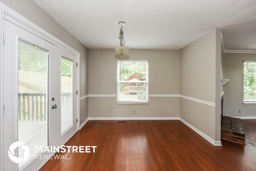 Building Photo - 1133 Jacksons View Rd