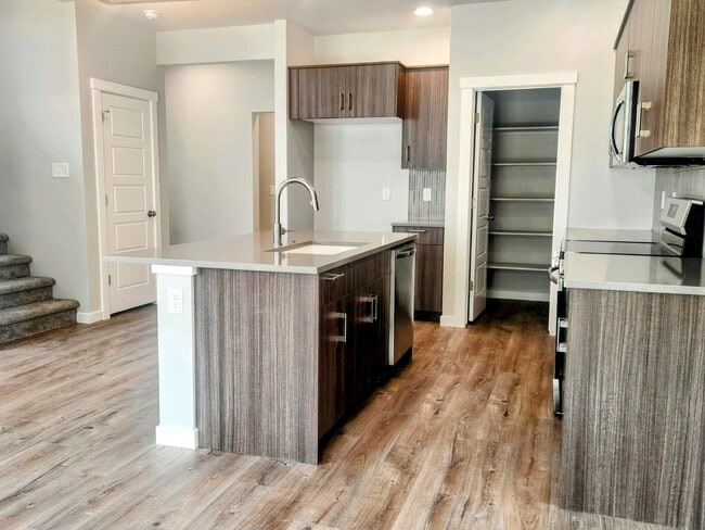 Building Photo - 1967 S Saltbrush Wy